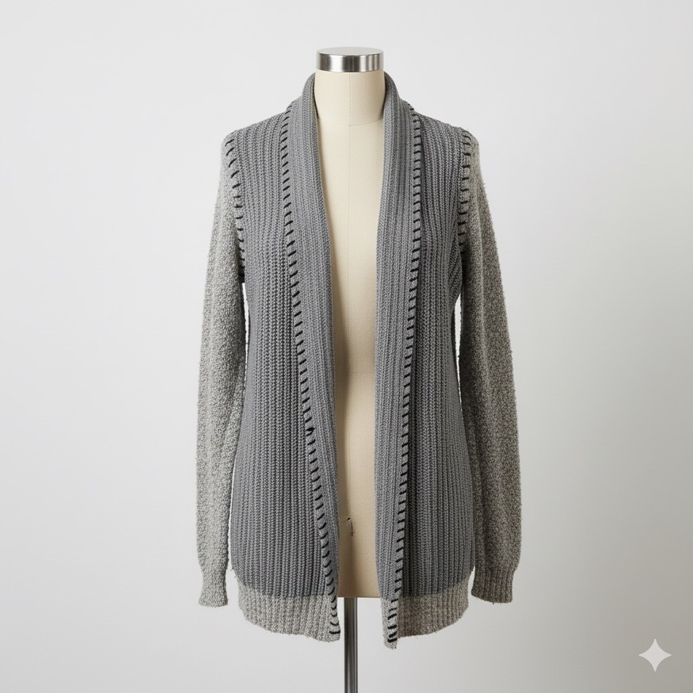 BKE Gray Knit Cardigan Sweater Womens Small Long Sleeve Shawl Collar‎ Stitching